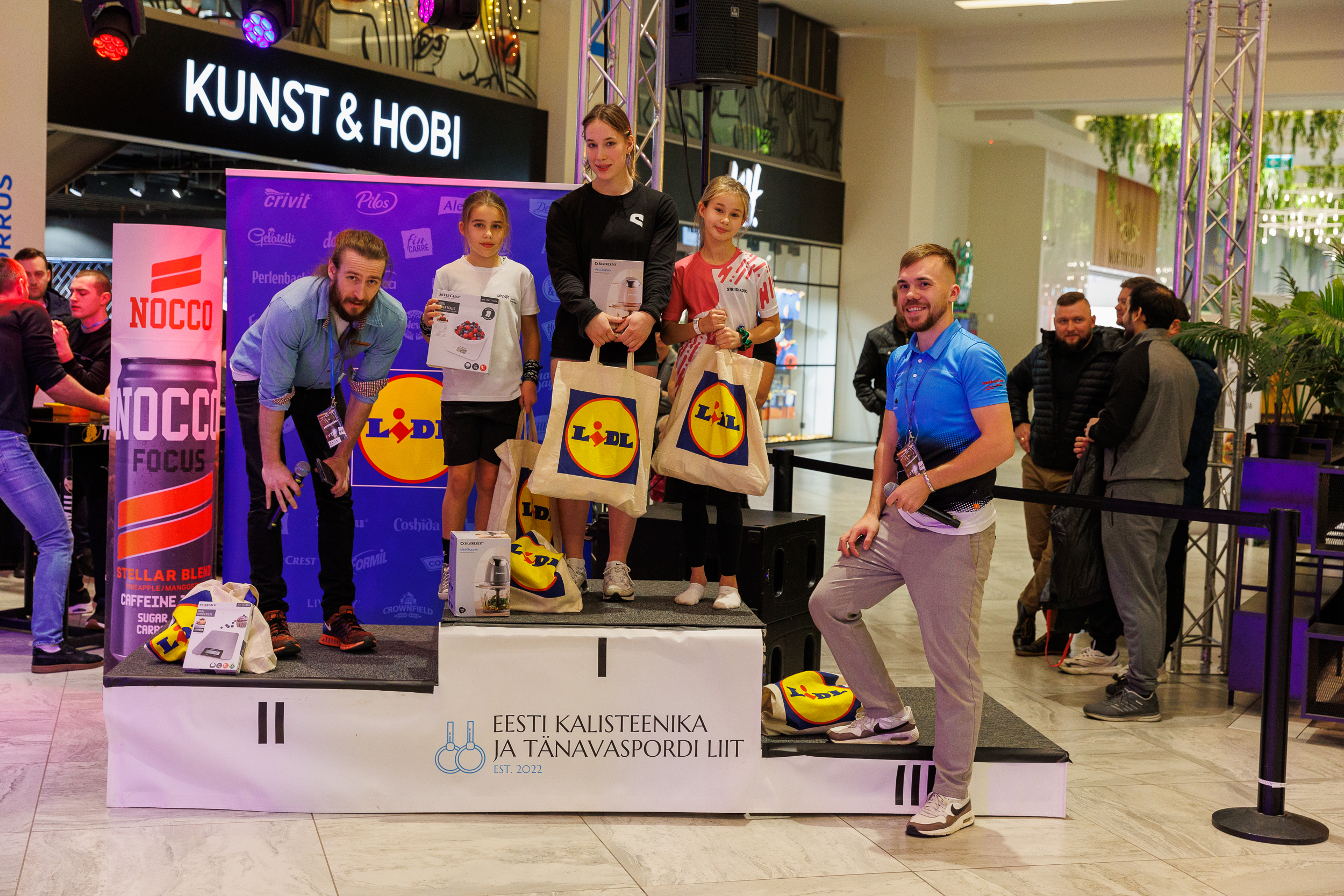 Read more about the article Lidl Eesti karikavõistlused kalisteenikas 2025 tõid T1 keskusesse energiat, rahvast ja uusi rekordeid!